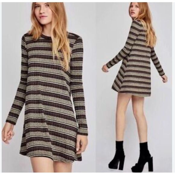 BCBGeneration Black Red Gold Metallic Striped LS Dress Medium NWT - Picture 1 of 6